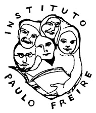 Não haveria oprimidos, se não houvesse uma relação de violência que os conforma como violentados, numa situação objetiva de opressão. Paulo Freire IPF Rosário works in an articulated way with...